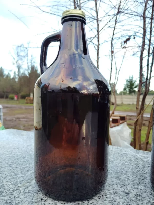 Growler 1.9 litros con tapa metálica incluida