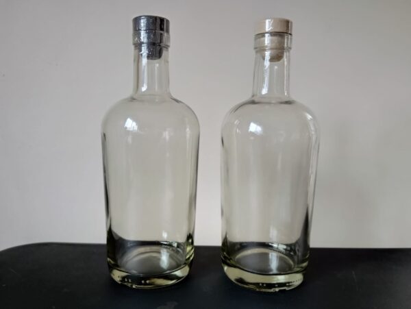 Botella barrica + corcho + sello termo contraíble